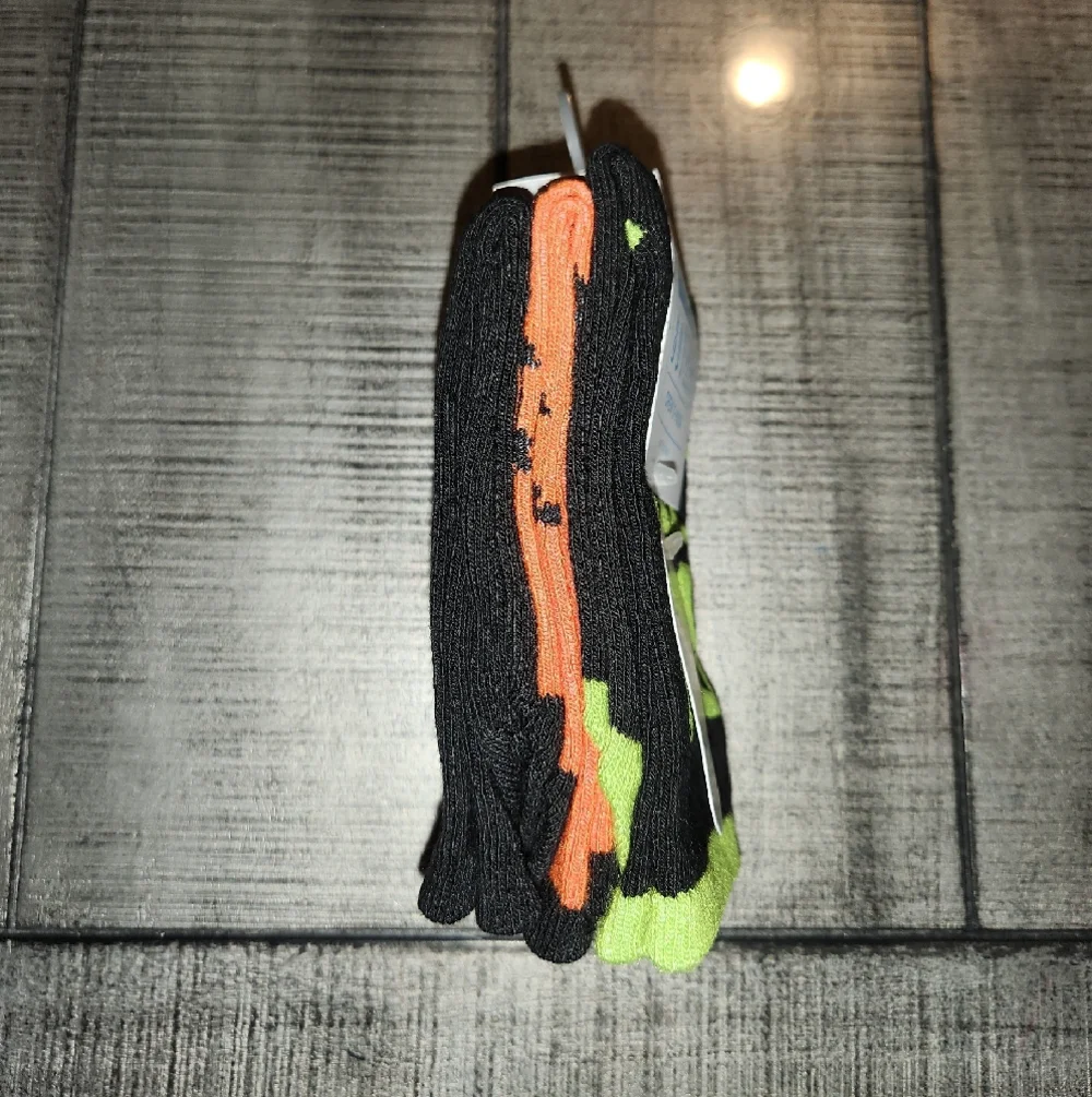 NWT The Children's Place Black & Neon Green Glow-in-the-Dark Kids Crew Socks
